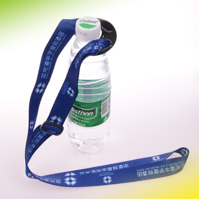 廠家專業定制水壺掛繩、飲料瓶掛帶與手機飾品——纖芊織帶工藝廠