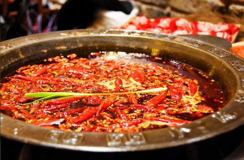 火鍋加盟市場風(fēng)云 盤點十大品牌，為何佩姐火鍋與燜鍋業(yè)態(tài)不在列？